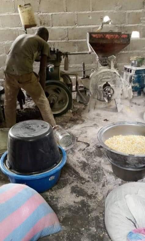 Crise énergétique: Moudre son grain est une course à obstacles