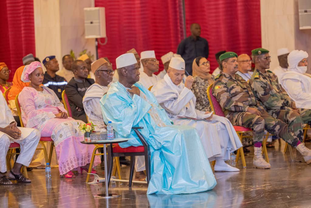 Dialogue inter-maliens Femmes, jeunes et acteurs de la société civile s’engagent…