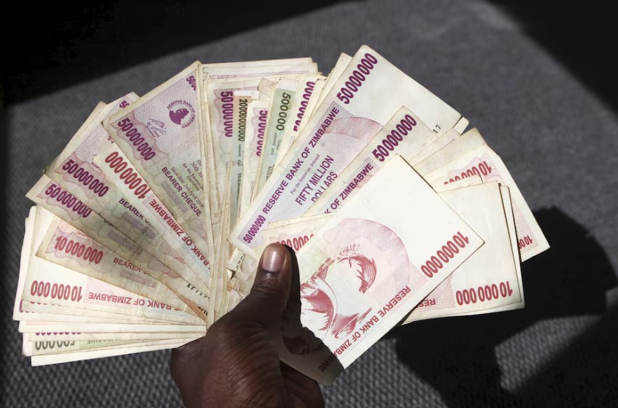 Le Zimbabwe lance une monnaie adossée à l'or pour remplacer le dollar local en difficulté