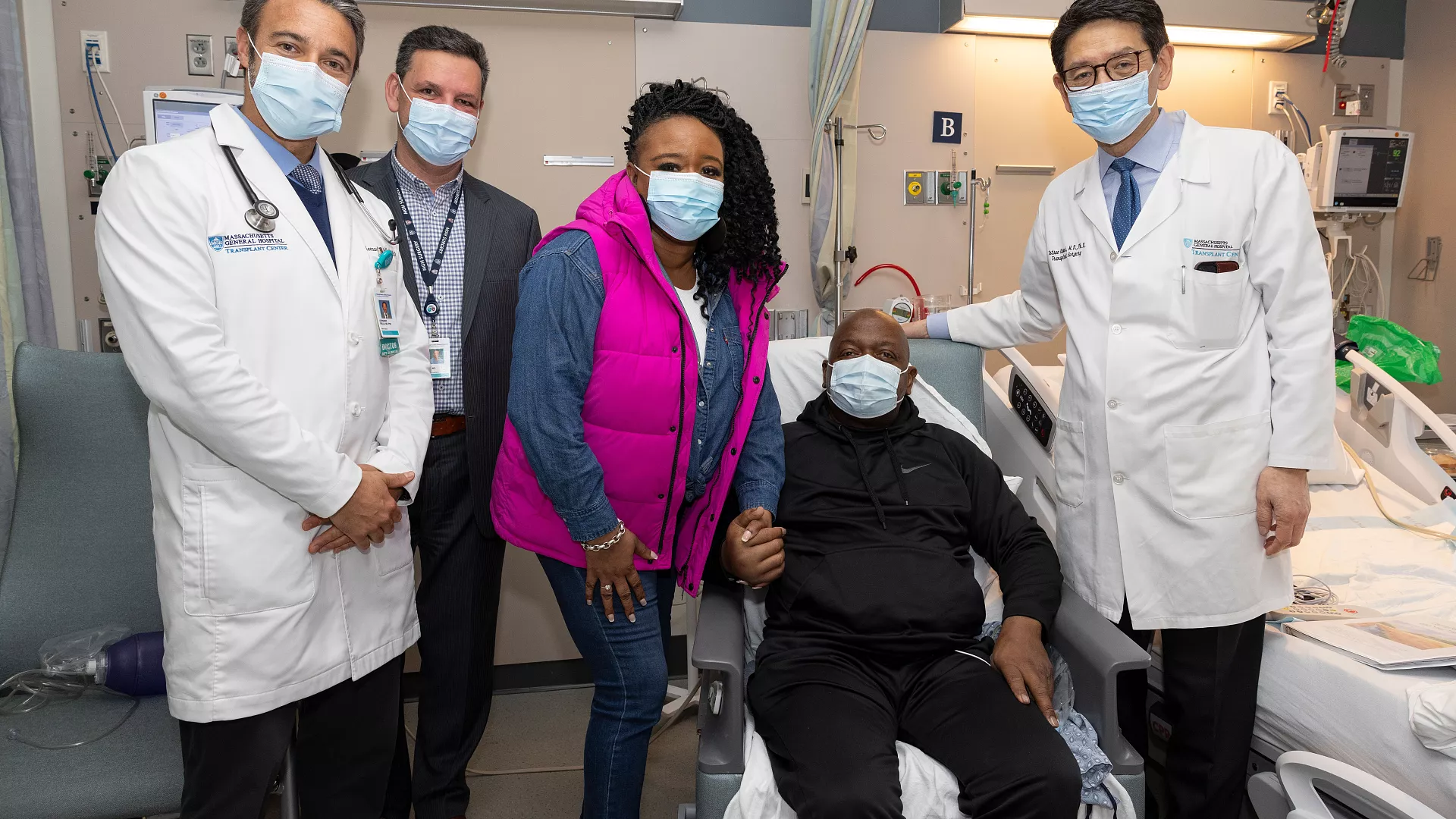 Le premier patient au monde greffé d'un rein de porc est sorti de l'hôpital