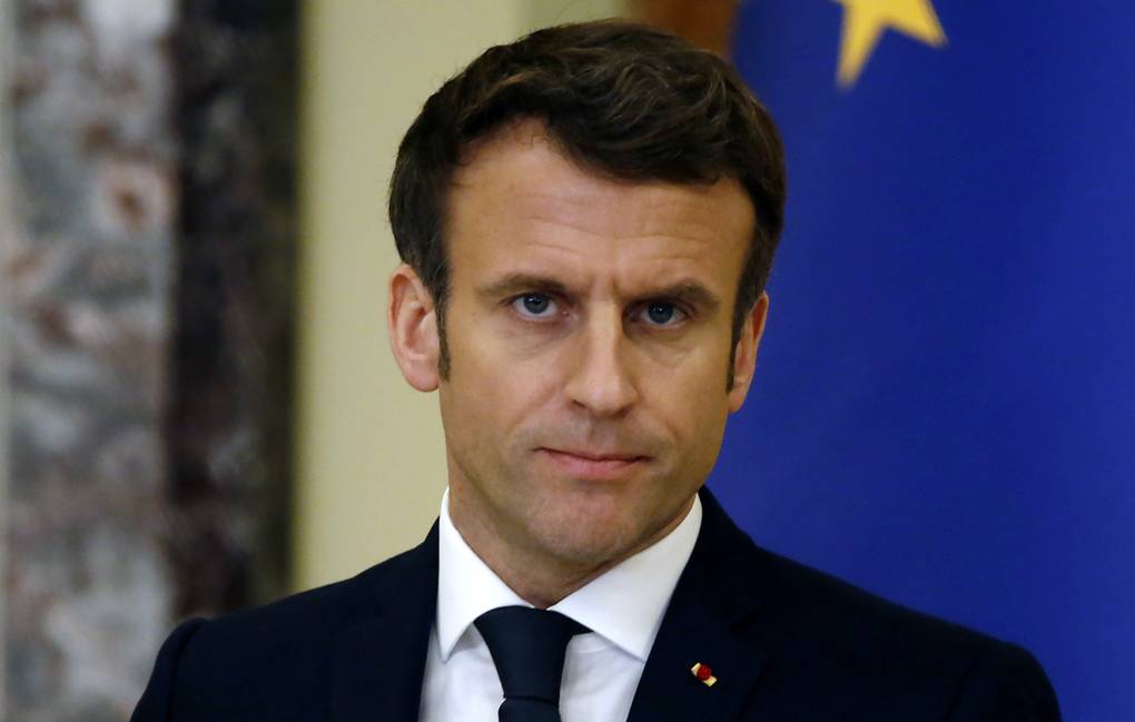 Macron "joue avec le feu" en évoquant une intervention militaire en Ukraine (diplomate)