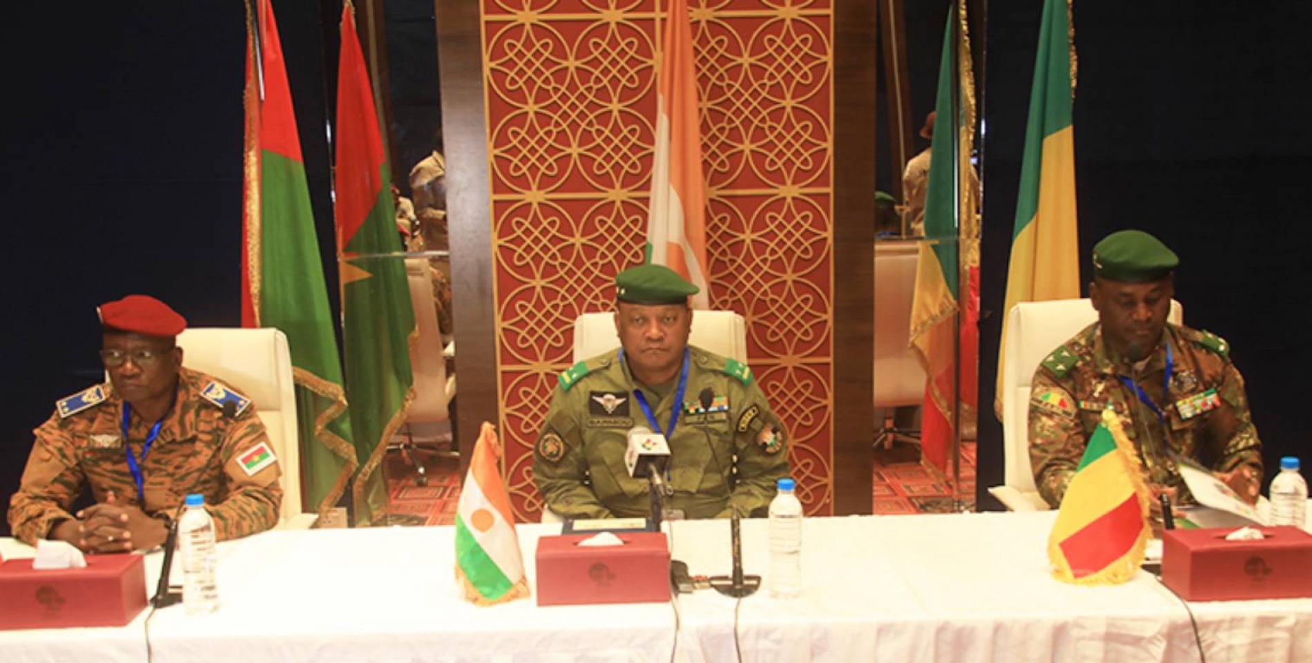 La surveillance et la sécurisation des frontières : Plusieurs terroristes ainsi que leurs bases neutralisés par les forces armées de l'AES.