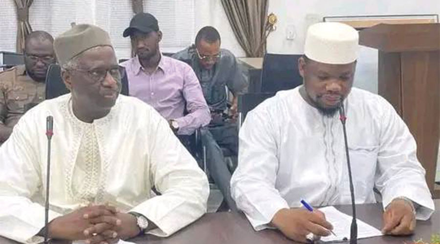 Suspension des activités des partis politiques et des associations au Mali : Le M5-RFP du clan de Me Tall invite les « autorités, la classe politique et la société civile à privilégier le dialogue…» 