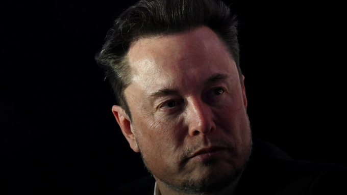 Un "milliardaire arrogant": Elon Musk refuse de retirer les vidéos d'une agression en Australie sur X