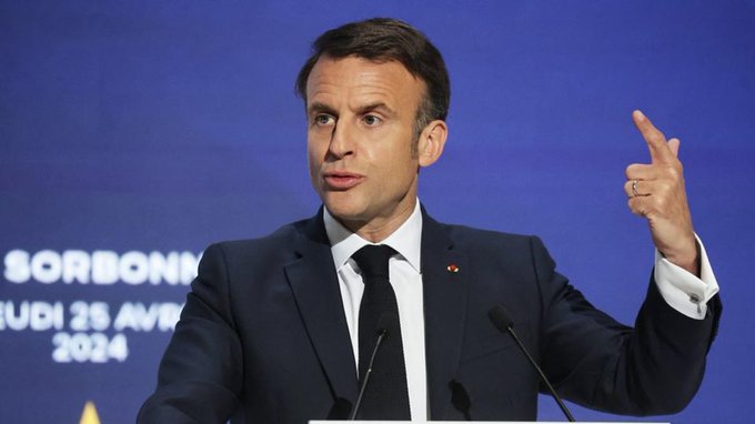 Nucléaire : Emmanuel Macron prêt à «ouvrir le débat» d’une défense européenne comprenant l’arme atomique