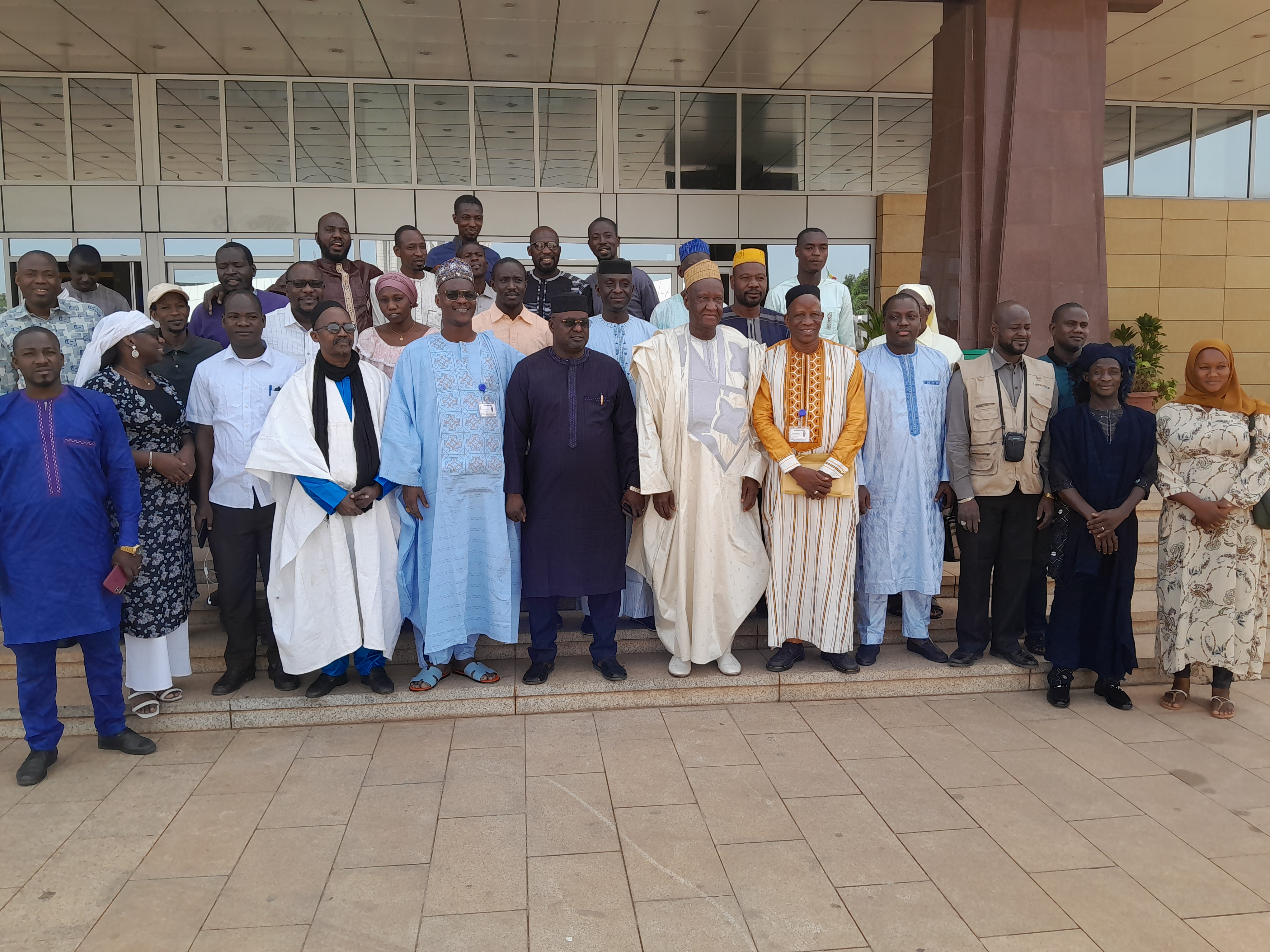 Dialogue inter-malien : Atelier d'information et d'échanges avec les médias sur la couverture médiatique de ce grand événement 