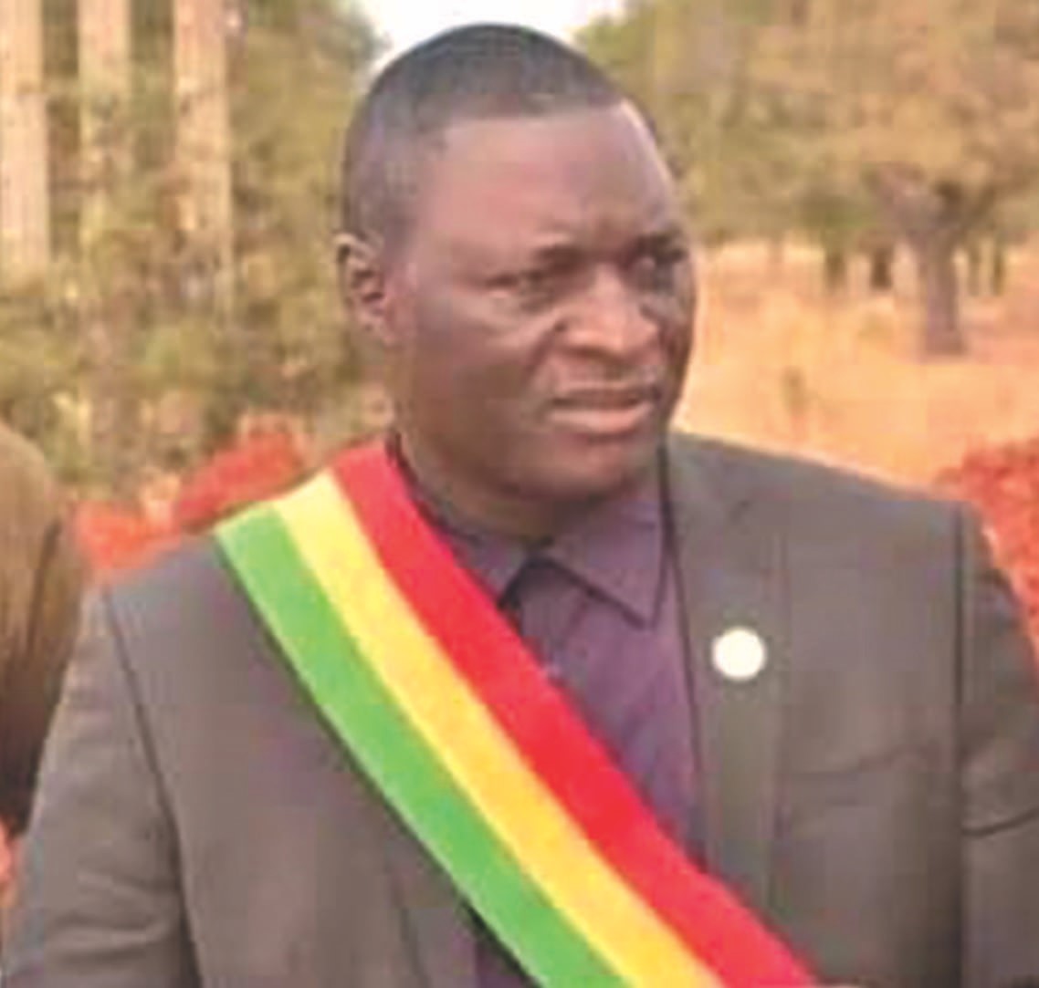 Vente de fausses vignettes à Dioïla : Le Maire, Yacouba dit Dowélé Koné, reconnaît mais rejette la responsabilité sur les communes avoisinantes