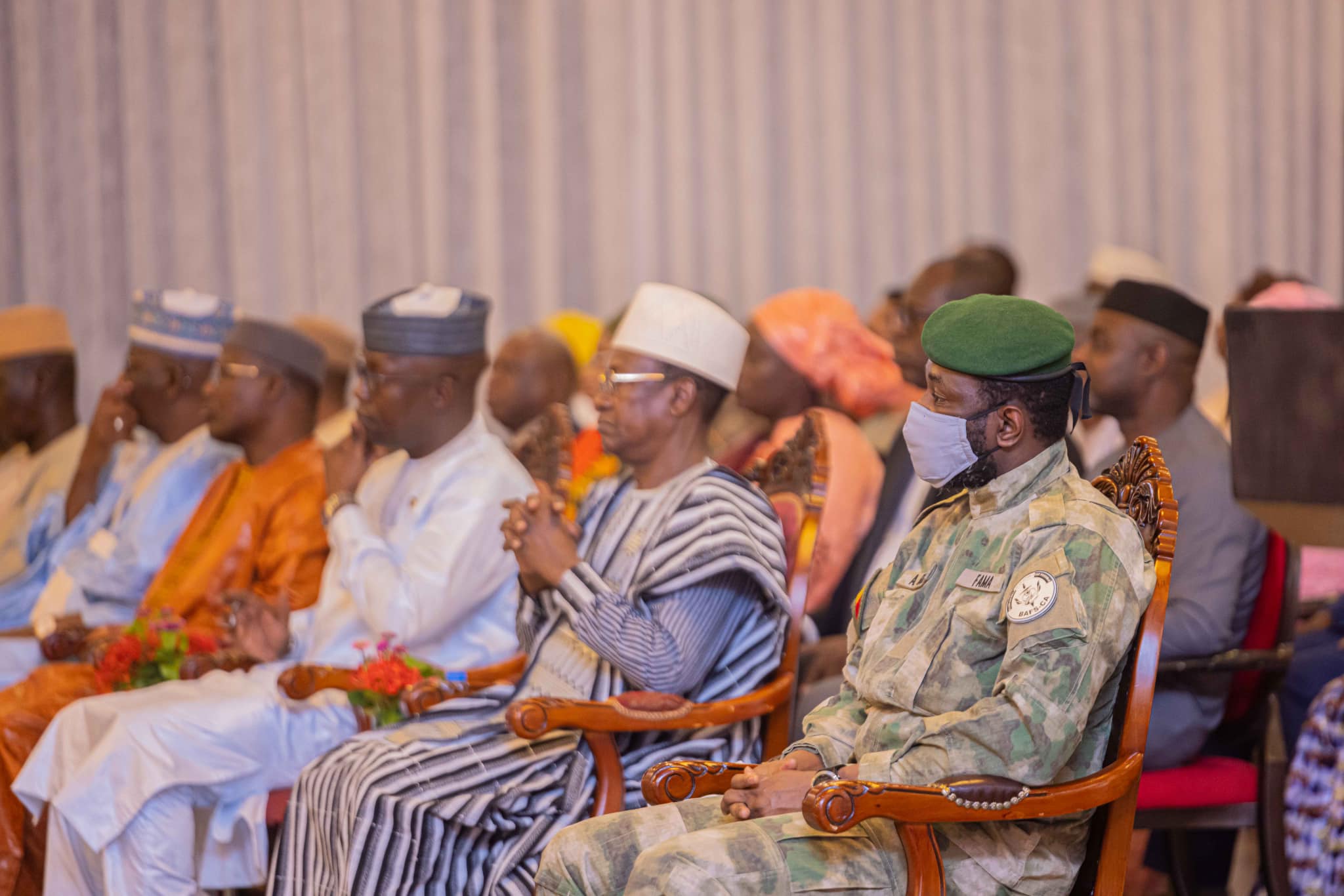 Fin de la transition militaire: des propositions farfelues du Panel des démocrates