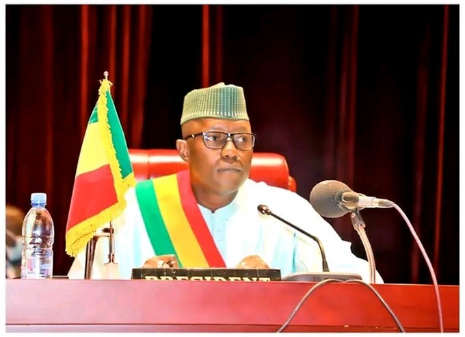 Mali : même les théories économiques n’arrivent pas à secourir les indemnités des membres du CNT