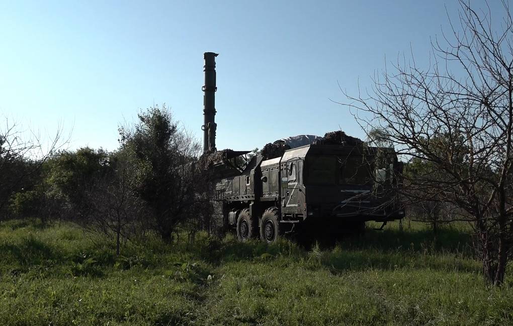 Début d'un exercice militaire sur la préparation et l'utilisation d'armes nucléaires tactiques en Russie