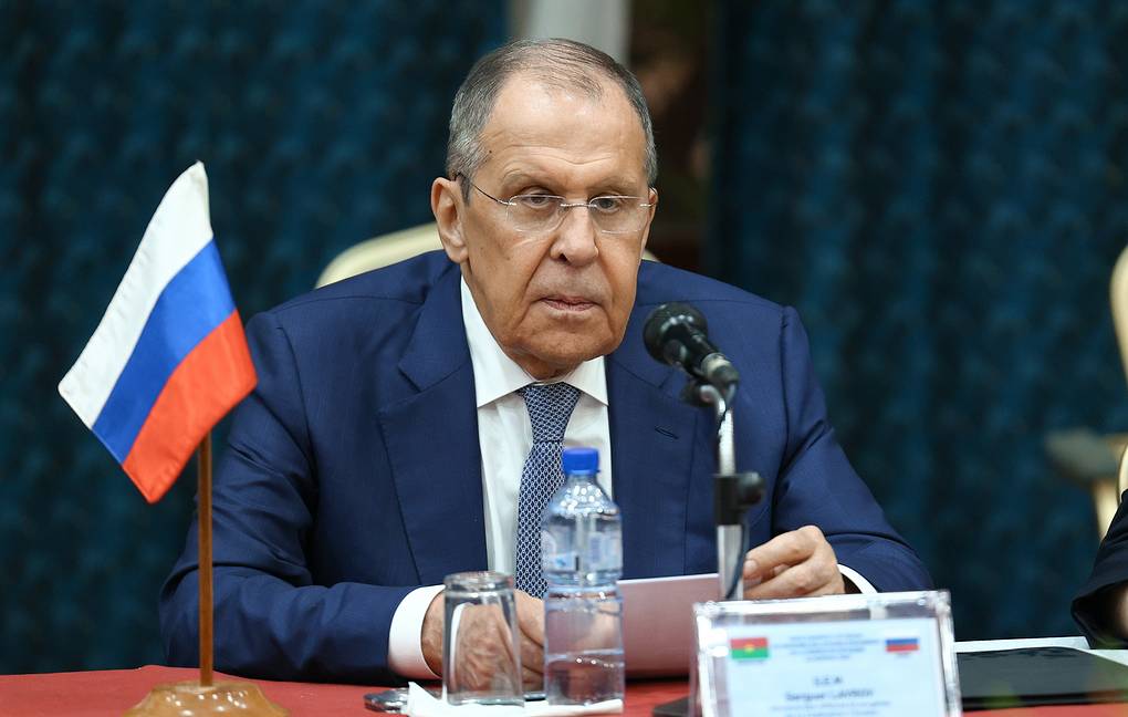 « C’est la France qui demande aux autres de choisir leurs… », Sergueï Lavrov clashe l’Elysée