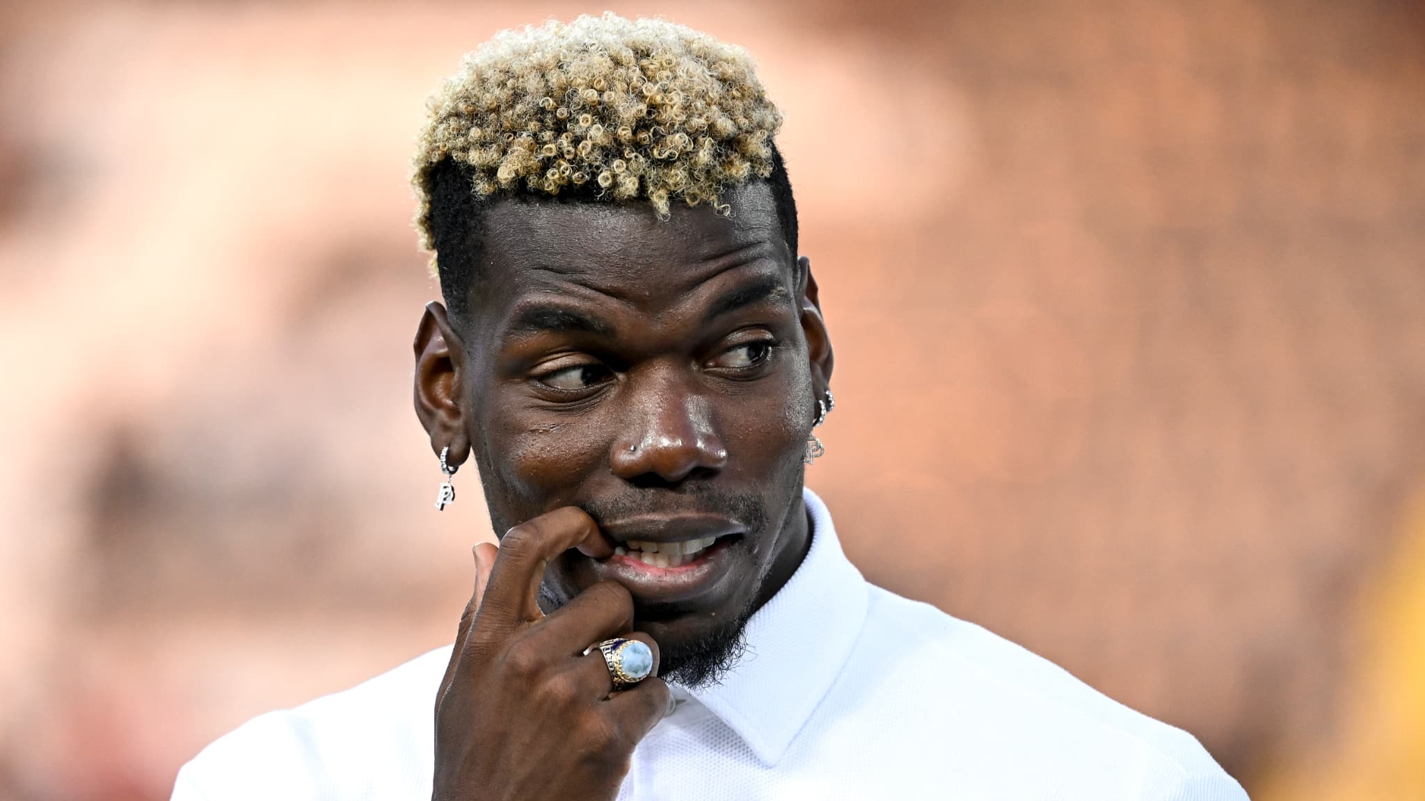 Affaire Pogba: les racketteurs avaient dépensé plus de 50.000 euros au magasin Adidas des Champs-Élysées