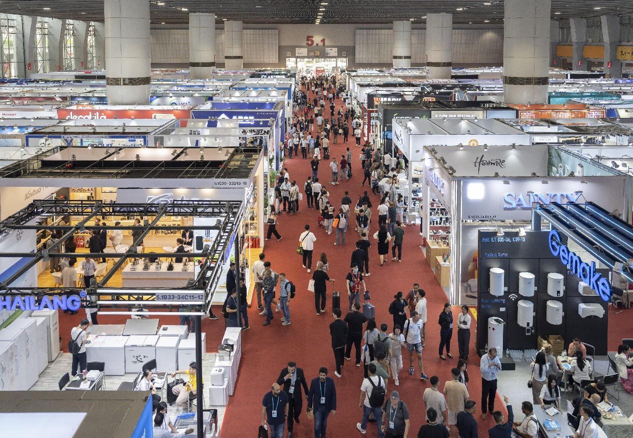 Les règlements en monnaie locale renforcent les avantages mutuels dans le commerce extérieur de la Chine