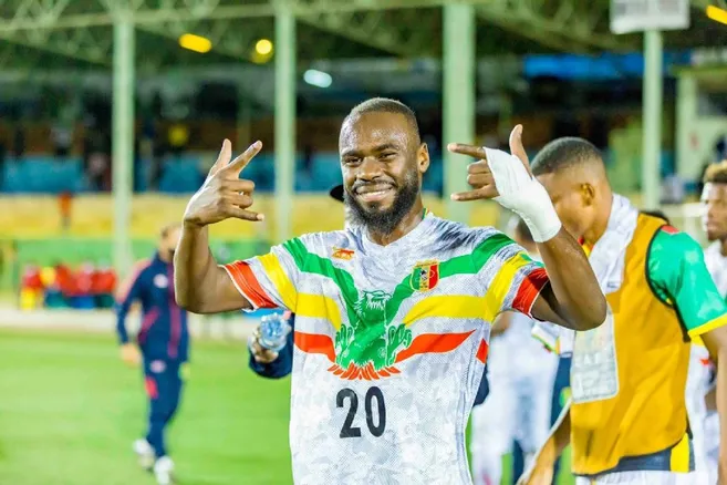 Mali : un club anglais s’attaque à Sinayoko !