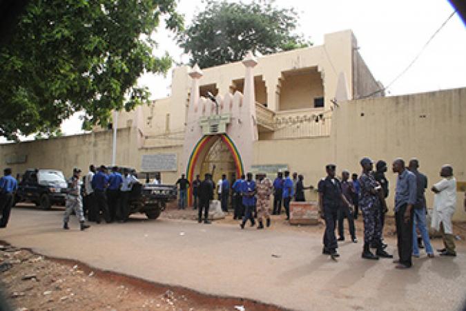 Mali : Les leaders politiques répartis entre les prisons de Koulikoro, de Kenieroba et de Dioila.