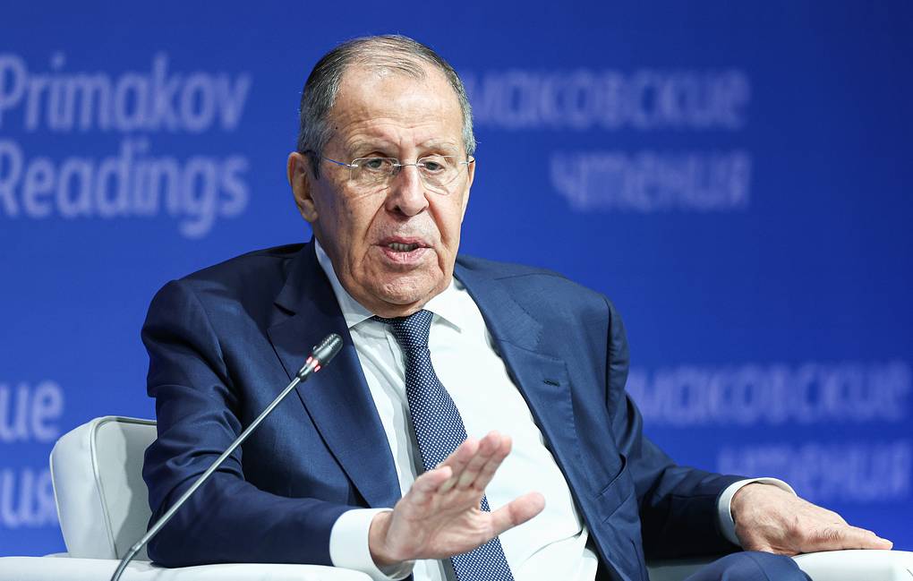 EN BREF : Les ambitions américaines de « gouverner le monde » sont vouées à l'échec, déclare Lavrov lors d'un forum