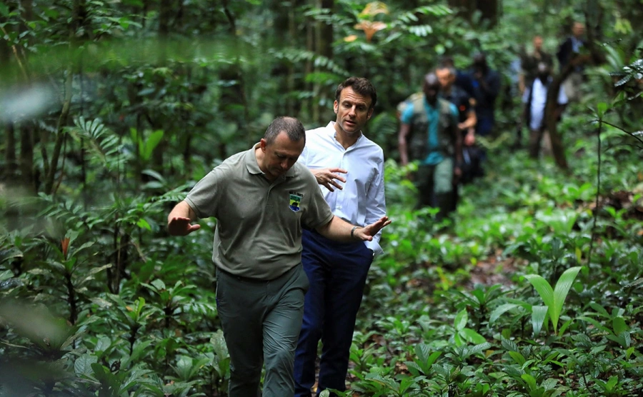 Expliquer l’acharnement de Macron contre la Russie par le déboulonnement de la Françafrique