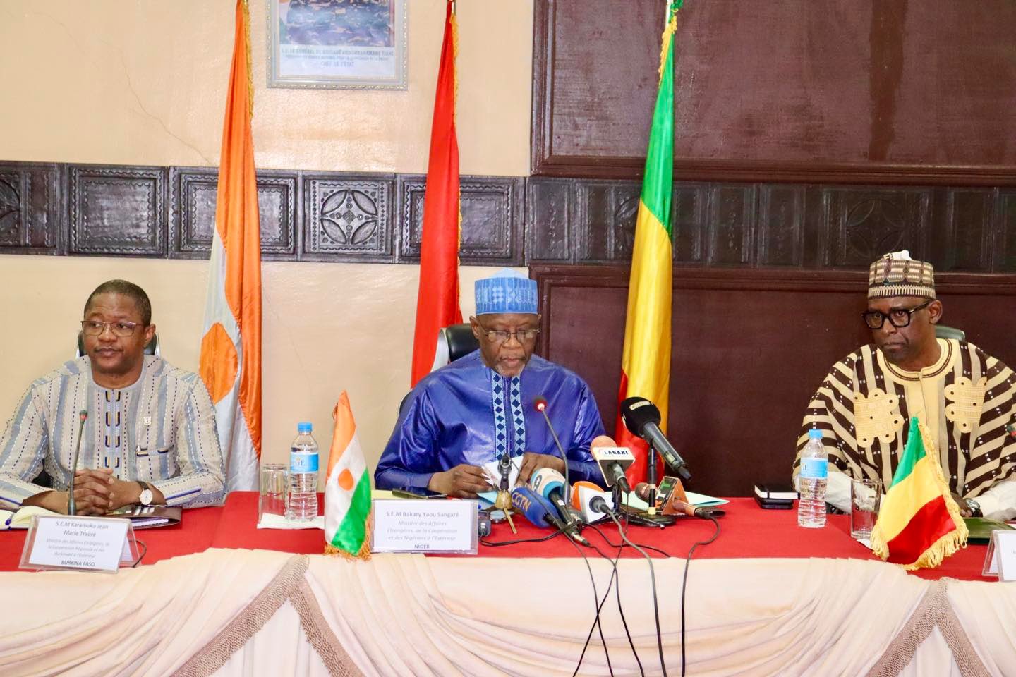 Les Ministres des Affaires étrangères de la Confédération des Etats du Sahel (AES) condamnent les propos tenus par le Commissaire de l'Union africaine (UA) à Abuja.