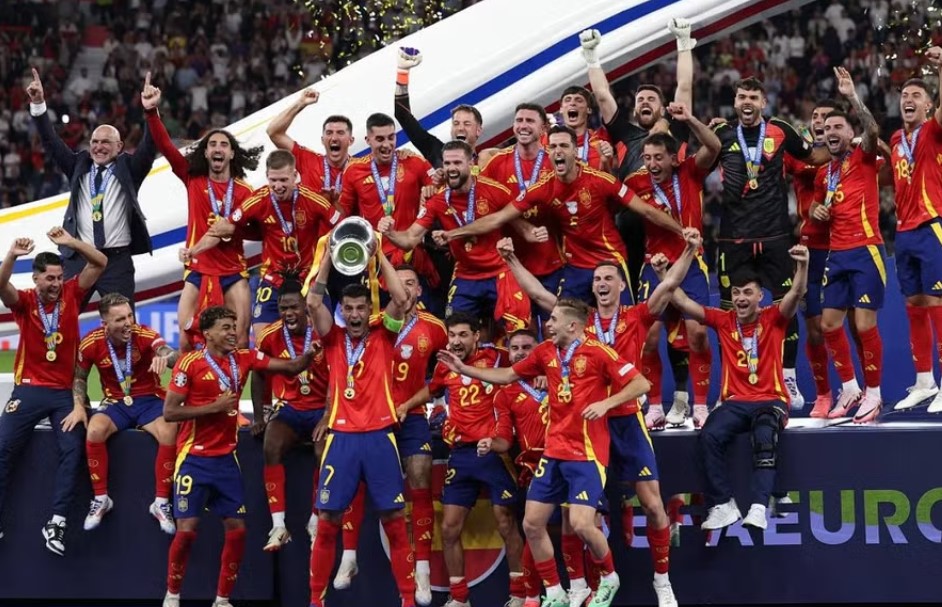 Quatrième titre record à l'Euro pour l'Espagne, qui est venue de peu à bout de l'Angleterre !