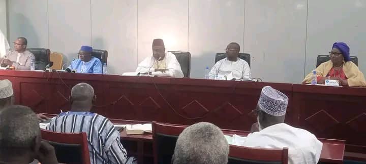 Avant-projet de la Charte pour la paix et la réconciliation nationale : rencontre « fructueuse » entre la commission de rédaction, les légitimités traditionnelles, les confessions religieuses et les communicateurs traditionnels