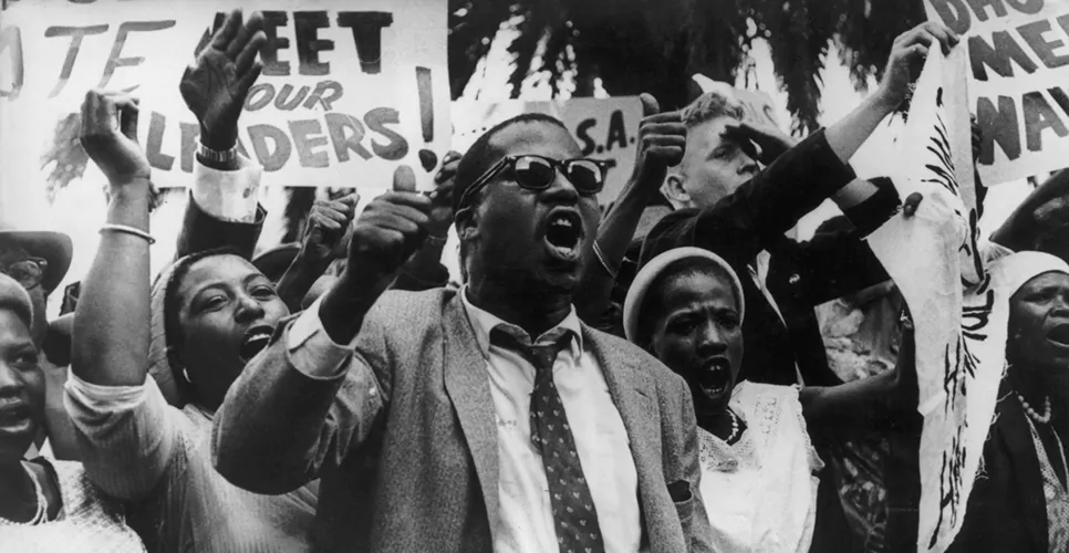 Oui, les restrictions contre la propagande occidentale se maintiendront !