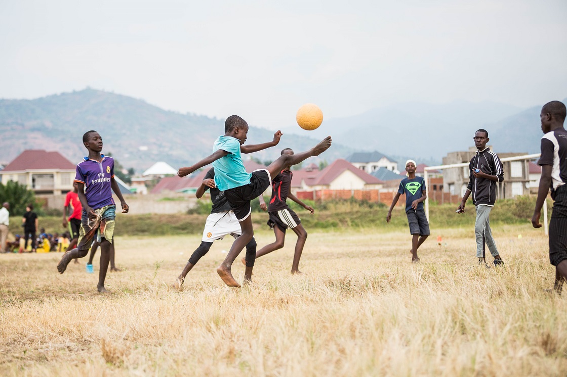 ZOOM AFRIQUE : De l'attention mondiale à la passion populaire, le charme du sport africain