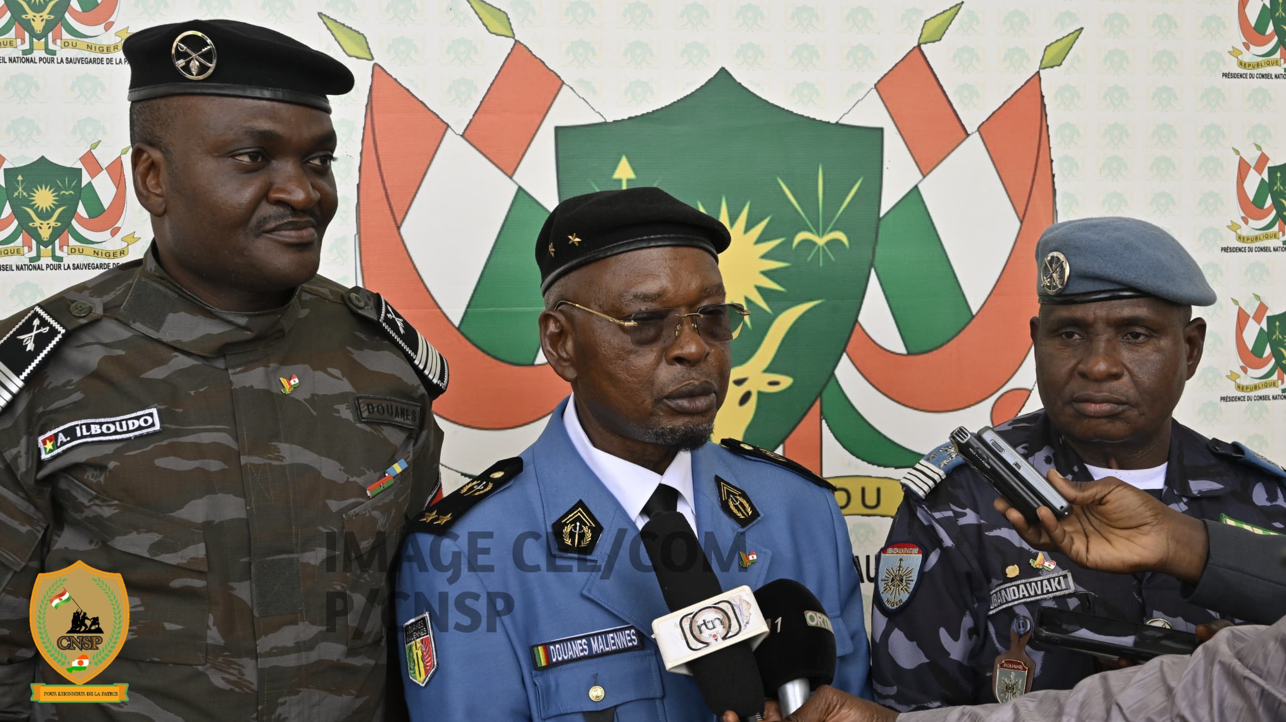 Le Président du CNSP reçoit les Directeurs Généraux des Douanes des Pays de l’AES et du Togo