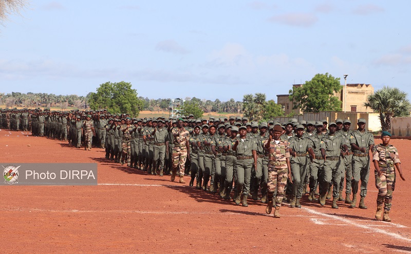 Mali : Cérémonie de sortie de formation de 1112 recrues de la garde nationale.