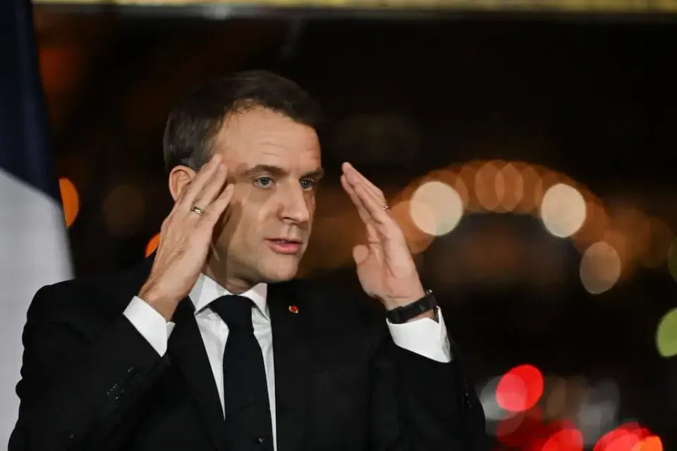 Israël/Iran: "une nouvelle escalade militaire n'aurait d'intérêt pour personne" (Macron au président iranien)