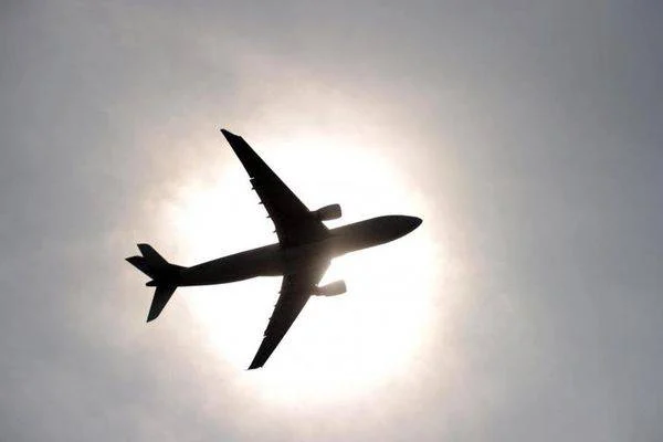 Insolite : un voyageur monte deux fois sans billet dans un avion