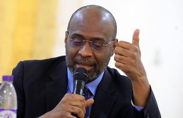 Renoncement aux avantages d’ancien Premier Ministre : Moussa Mara invite les autorités de la transition à suivre l’exemple