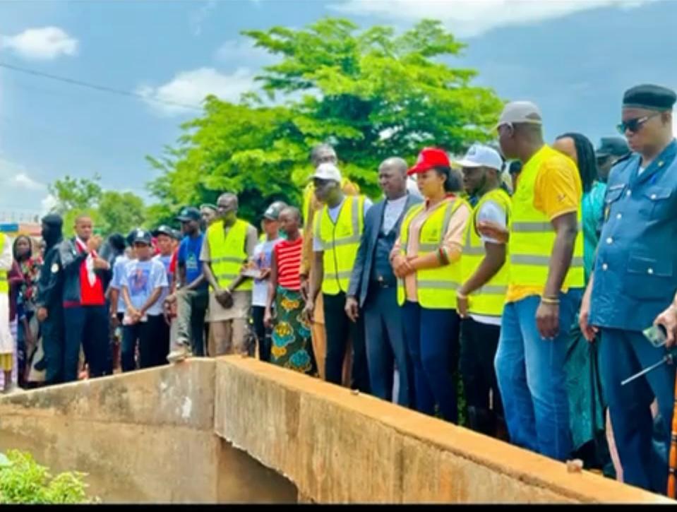 HIVERNAGE TOUR III : Les équipes de Touly’S  engagées, les populations exultent.