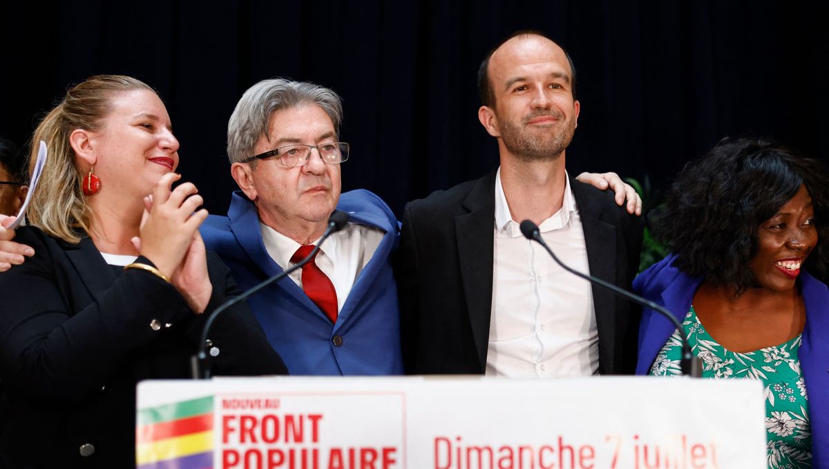 La France insoumise menace Emmanuel Macron d'engager une procédure de destitution