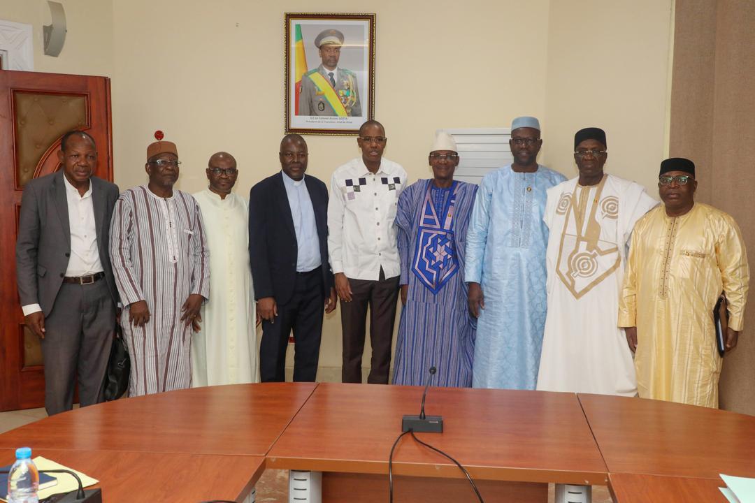 Éducation: Le gouvernement reporte la suspension des subventions aux écoles catholiques pour l'année scolaire 2024-2025