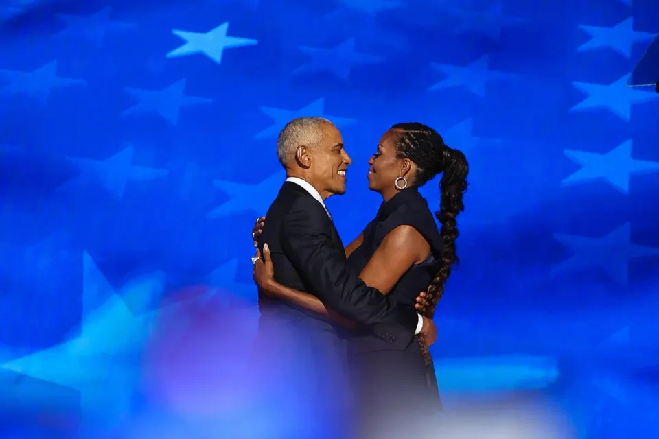 Donald Trump s’en prend violemment à Michelle et Barack Obama après la convention démocrate