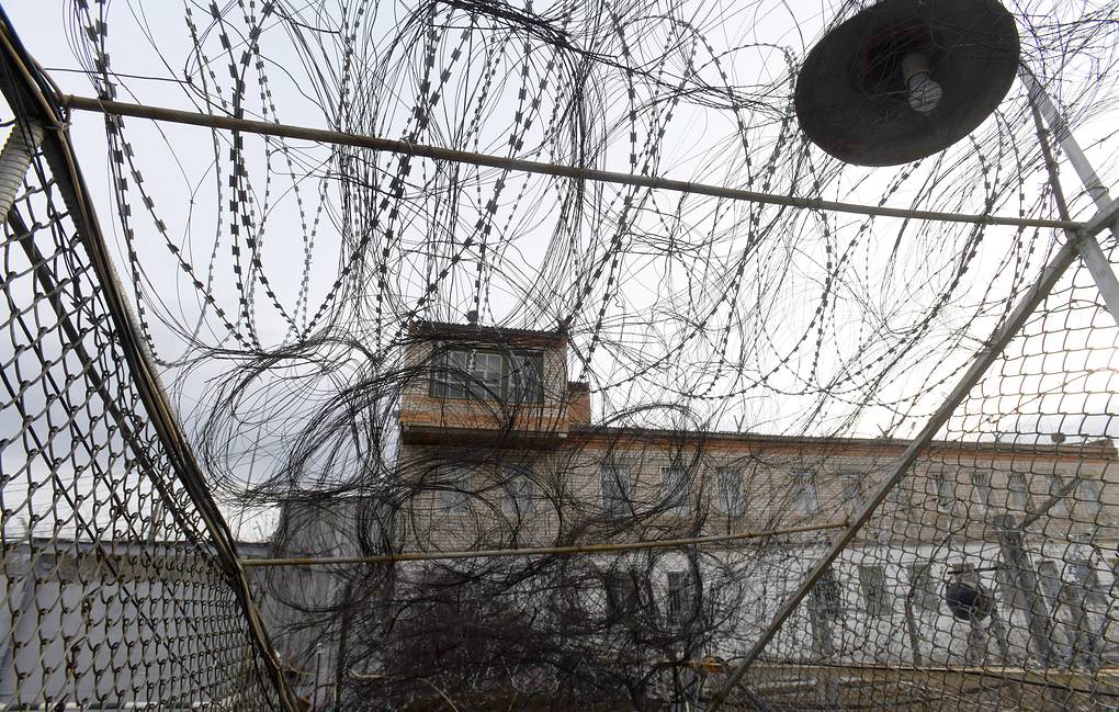 Russie - FACTBOX : Des détenus prennent en otage le personnel d'un établissement pénitentiaire de la région de Volgograd