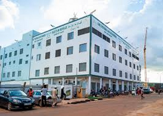 Débordement de caniveau à Hamdallaye : Le supermarché (Mille et une merveilles) pointé du doigt