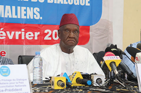 Charte nationale pour la Paix et la Réconciliation nationale : Un mois supplémentaire à Ousmane Issoufi pour finir le document 