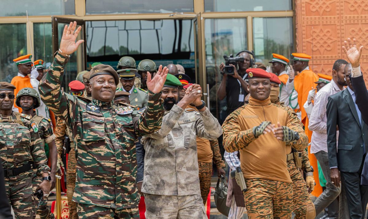 AES : Rappel d’urgence pour plus de 70 diplomates sénégalais