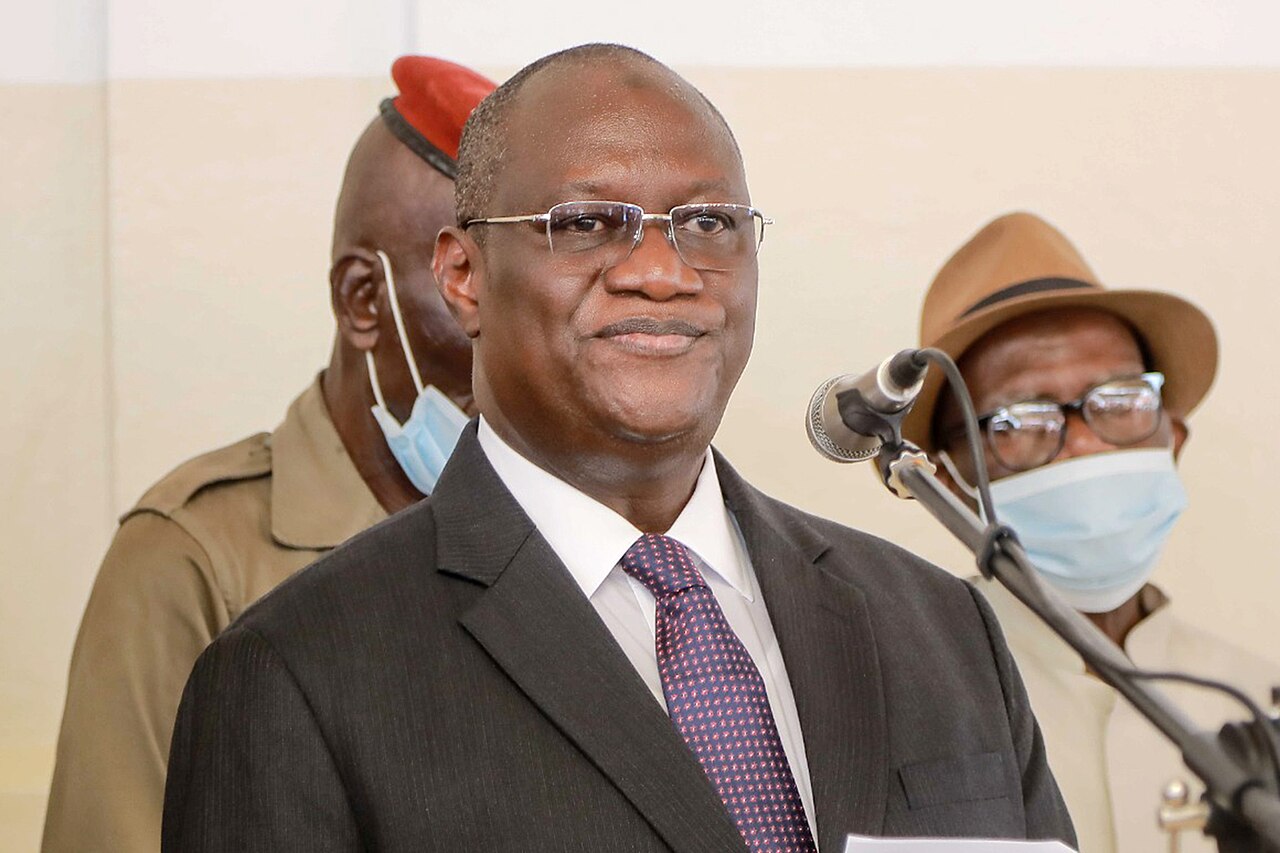 Téné Birahima, frère cadet d’Alassane Ouattara, bientôt primé à Paris