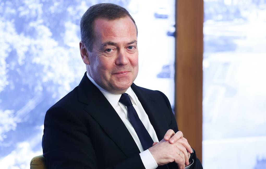 Medvedev présente la Russie comme leader mondial de la guerre des drones grâce à une opération spéciale