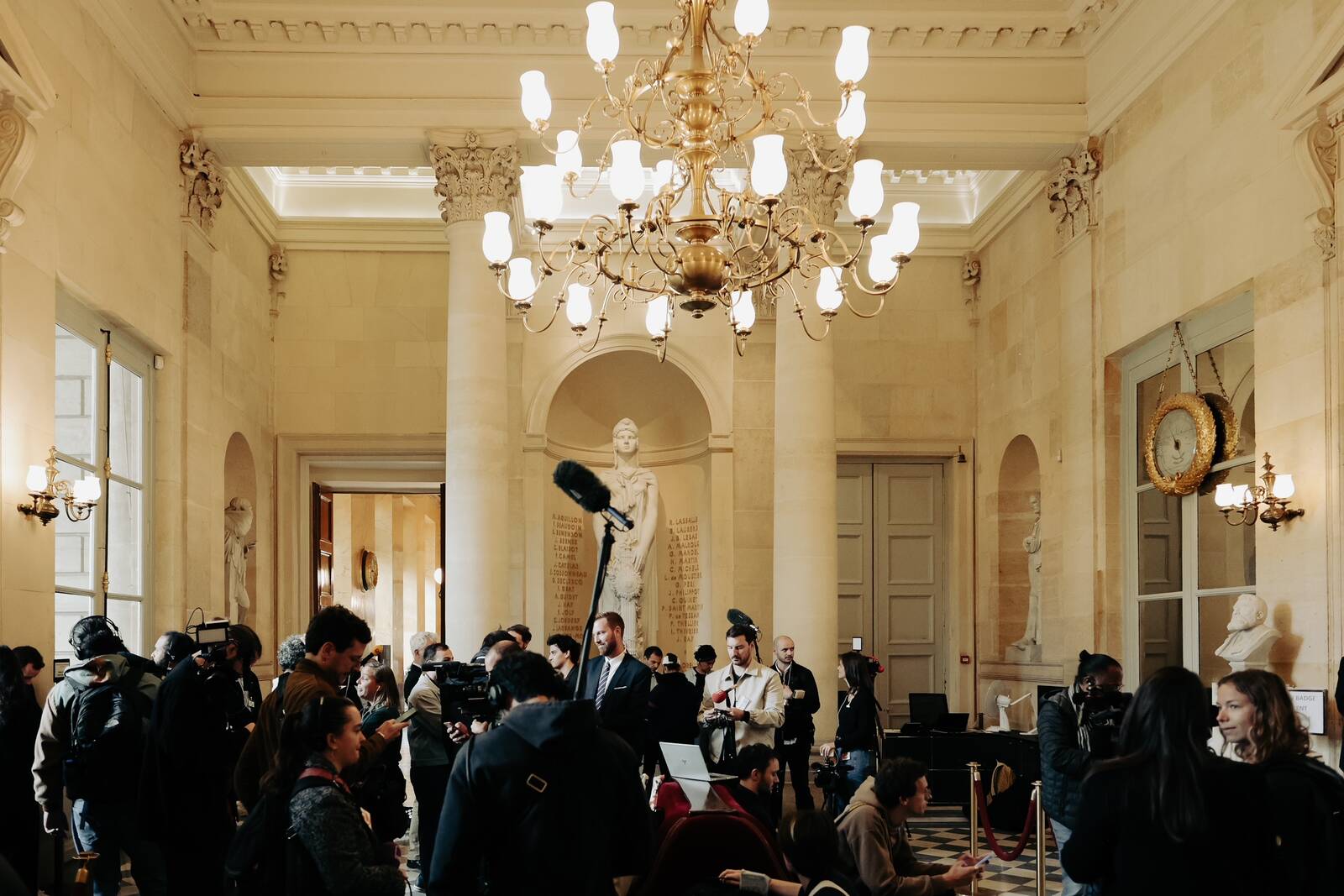 France : A l’Assemblée, la procédure de destitution d’Emmanuel Macron lancée par LFI passe une première étape