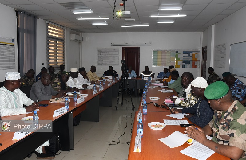 CECOGEC : Réunion entre les membres du comité interministériel sur la gestion des crises et catastrophes au Mali