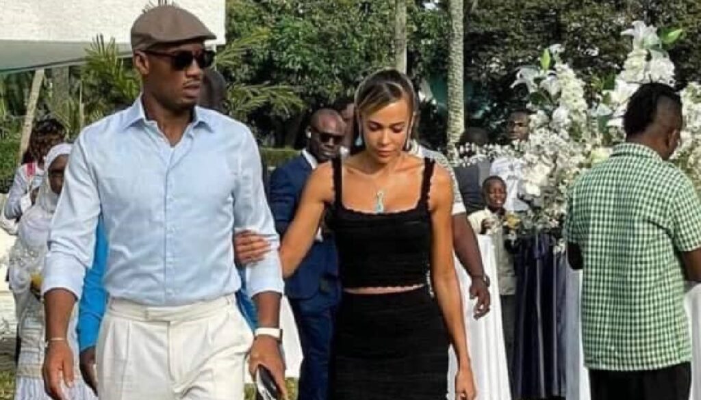 Didier Drogba au mariage de Kerozen : une scène de l’ancienne star de Chelsea fait le buzz