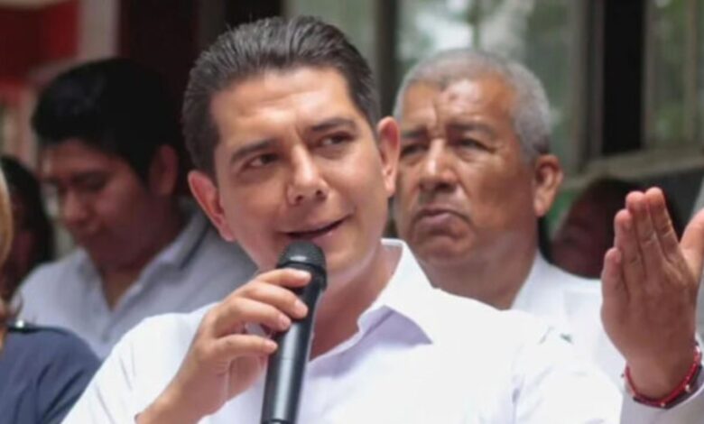 Horreur au Mexique : un maire est dé.ca.pité et sa tête reste sur le toit d’une voiture