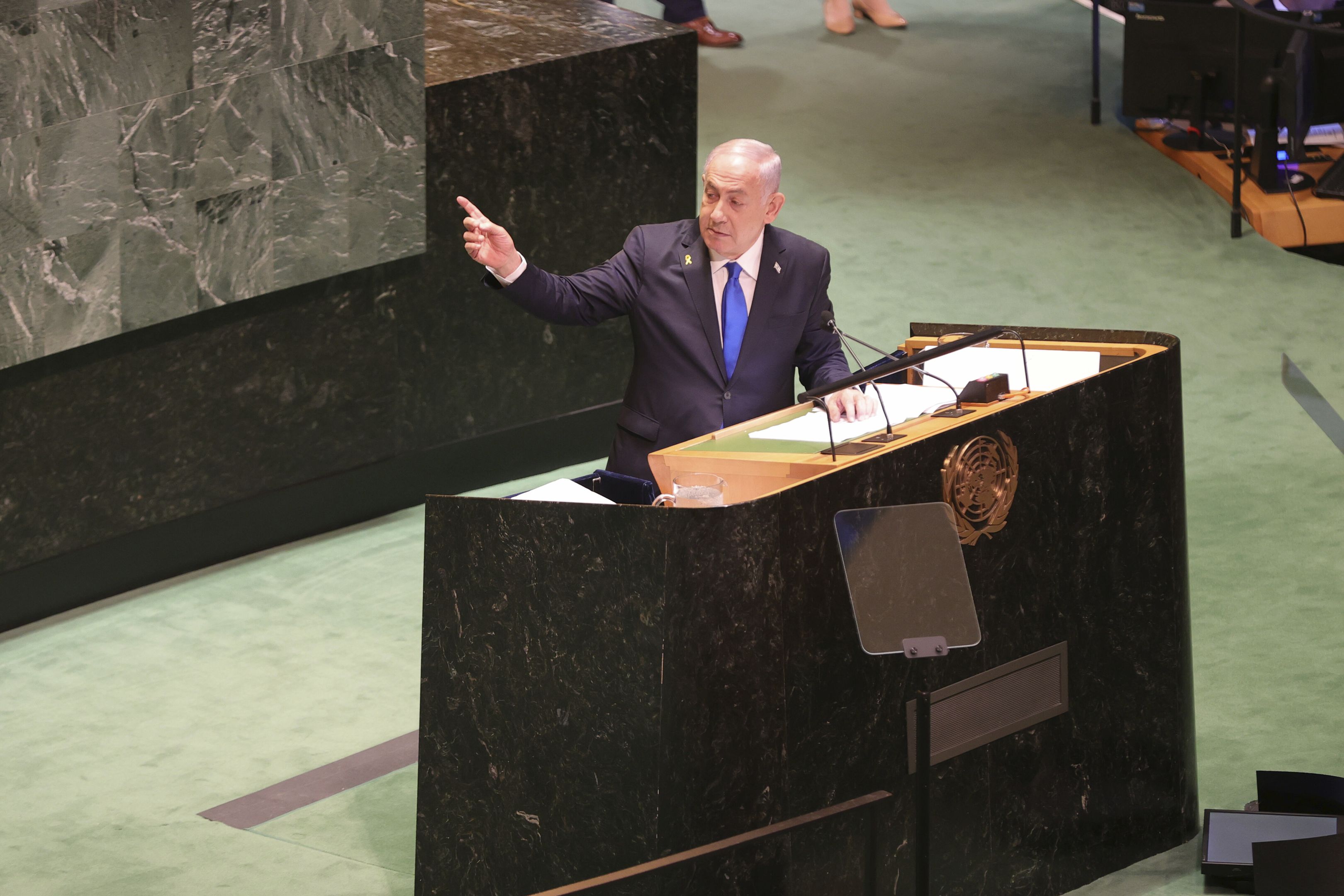 Netanyahu appelle le secrétaire général de l’ONU à mettre les Casques bleus au Liban "à l’abri immédiatement"