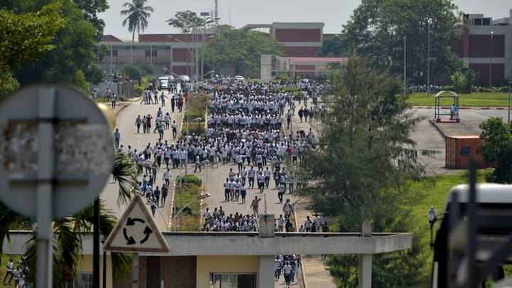 La Côte d'Ivoire suspend les syndicats étudiants après des décès liés à des rivalités