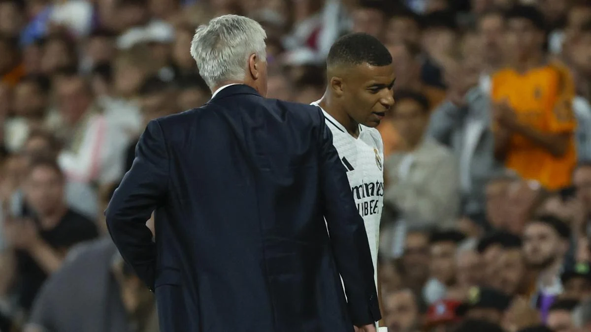 Real Madrid : Kylian Mbappé aurait eu un tête-à-tête avec Carlo Ancelotti