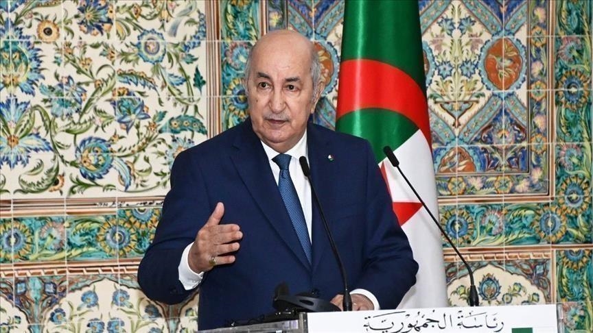 Algérie-France: Tebboune appelle "au nettoyage des sites des essais nucléaires" sur le territoire algérien