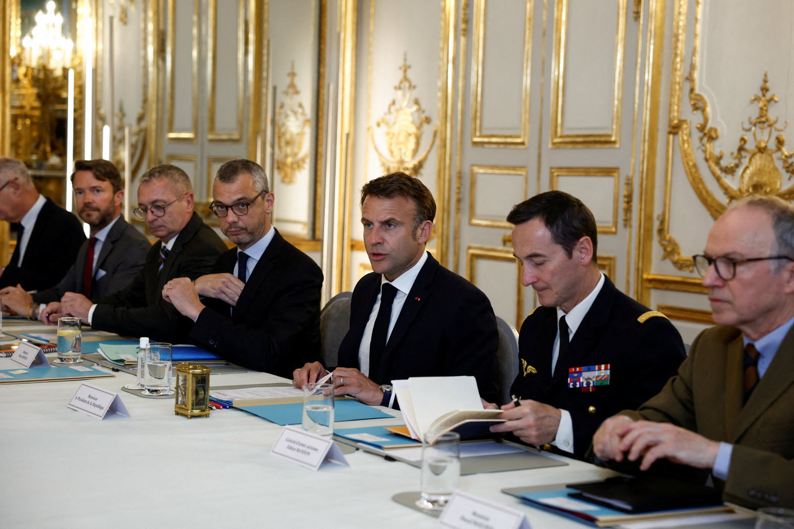 La France a convoqué un conseil de défense pour revoir sa stratégie militaire en Afrique